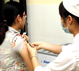 TIÊM CHỦNG CHO NGƯỜI LỚN